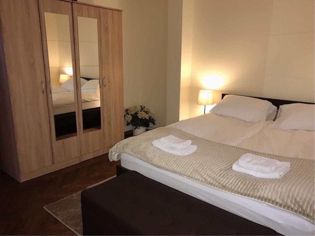 Five Apartments Indija Ngoại thất bức ảnh