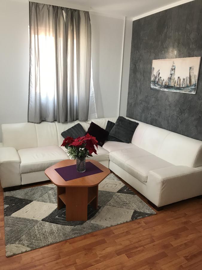 Five Apartments Indija Ngoại thất bức ảnh