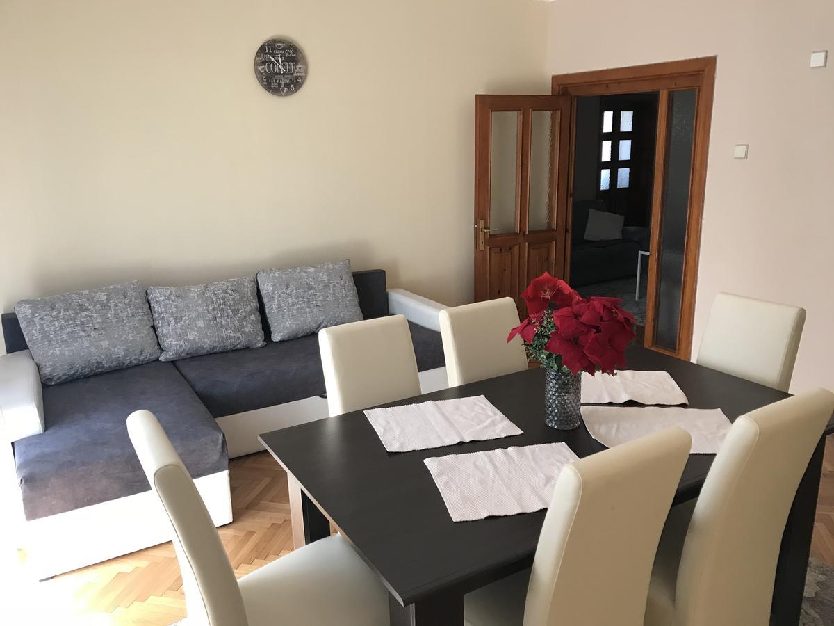 Five Apartments Indija Ngoại thất bức ảnh